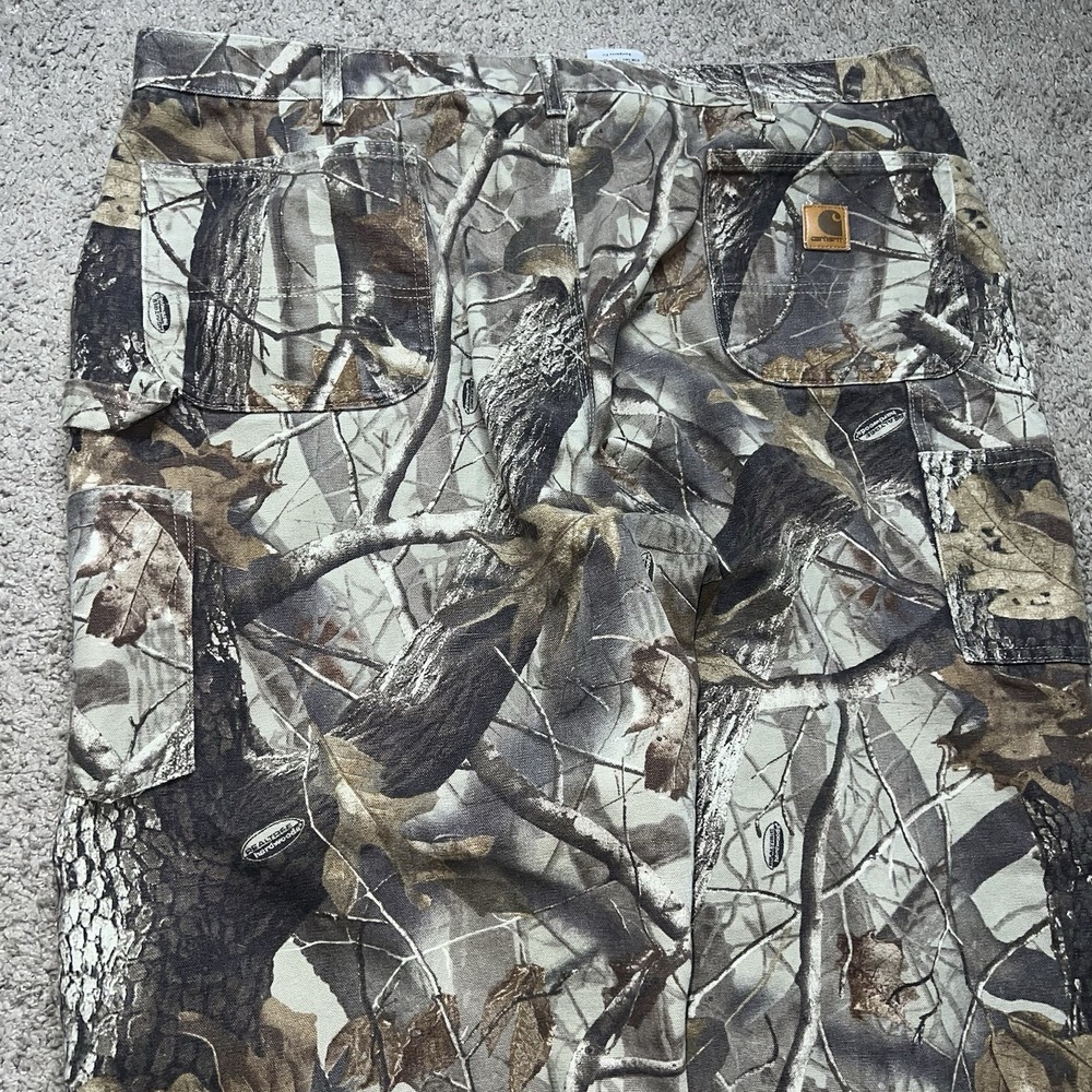 Vintage Realtree Camo Carhartt Canvas Cargo Jean Dungaree Fit Pants 44x30 - Picture 1 of 7